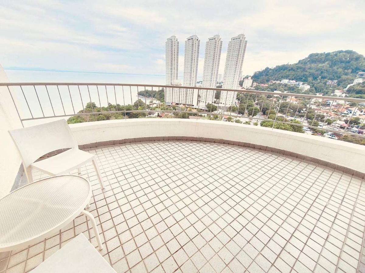 Romantic Couple Suite + Beach-Front Balcony Tanjung Bungah  Zewnętrze zdjęcie