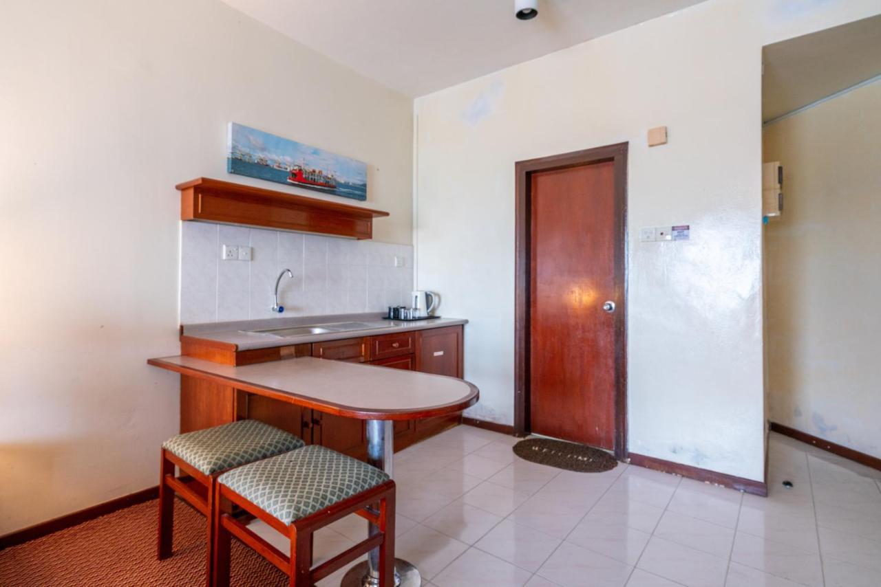 Romantic Couple Suite + Beach-Front Balcony Tanjung Bungah  Zewnętrze zdjęcie