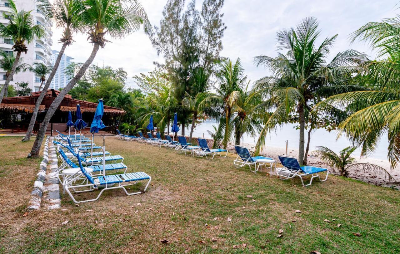 Romantic Couple Suite + Beach-Front Balcony Tanjung Bungah  Zewnętrze zdjęcie