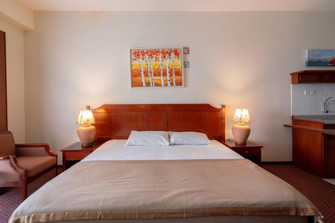 Romantic Couple Suite + Beach-Front Balcony Tanjung Bungah  Zewnętrze zdjęcie